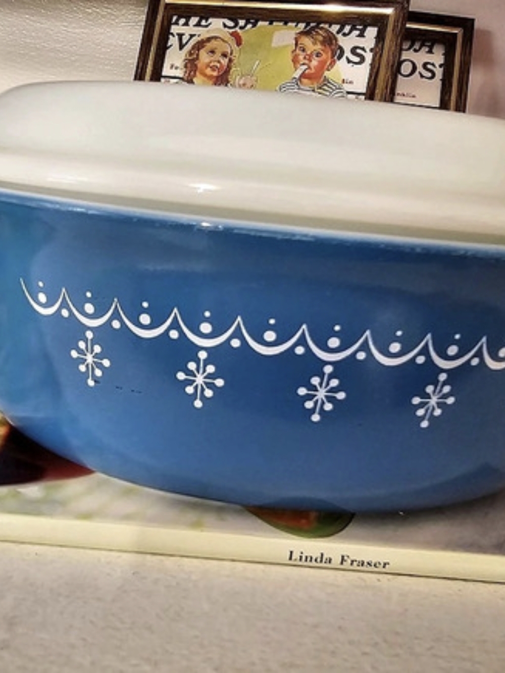 Pyrex Snowflake Blue Oval Casserole Dish #043 Blue & White